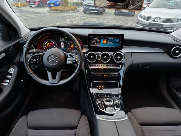 Mercedes-Benz C 300 de T 225 kW image number 11