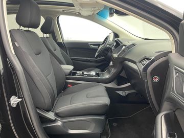Car image 27