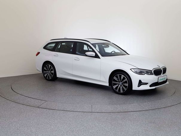 BMW 320d Touring xDrive Advantage 140 kW image number 2