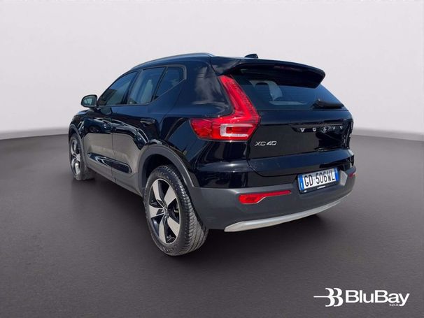 Volvo XC40 T3 Geartronic Momentum 120 kW image number 12