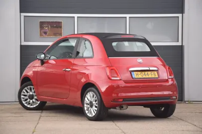 Car image 26