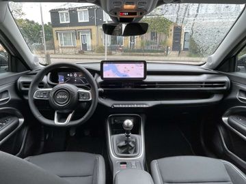 Car image 38