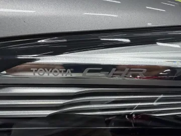 Car image 38