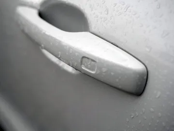 Car image 29