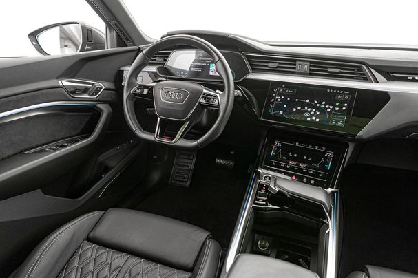 Audi e-tron 50 S-line 230 kW image number 10