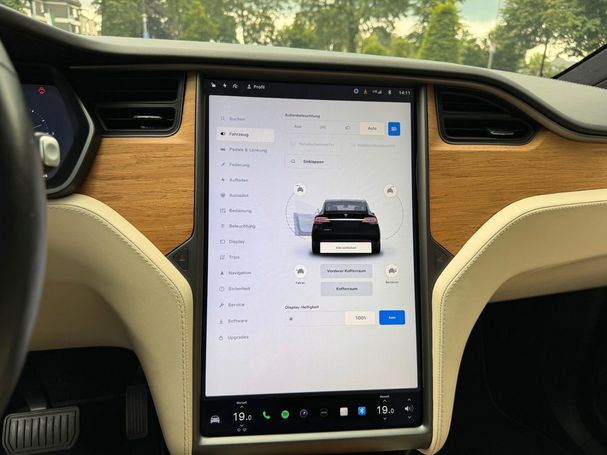 Tesla Model X AWD 386 kW image number 30