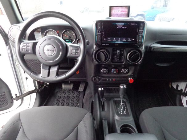 Jeep Wrangler Unlimited 3.6 V6 209 kW image number 8