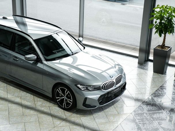 BMW 330i Touring 180 kW image number 29