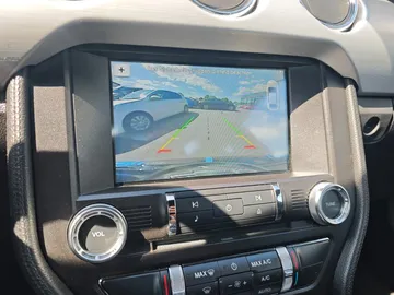 Car image 30