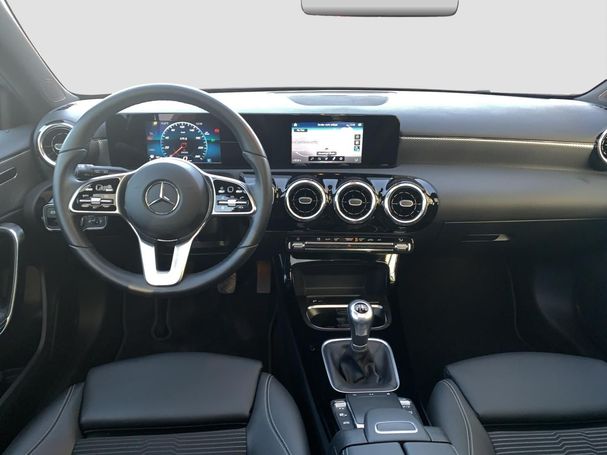 Mercedes-Benz A 180 100 kW image number 12