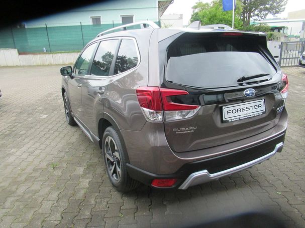 Subaru Forester 2.0ie Platinum 110 kW image number 4