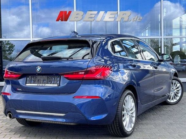 BMW 118i Luxury Line 100 kW image number 2