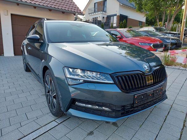 Skoda Superb Combi DSG Sportline 140 kW image number 2