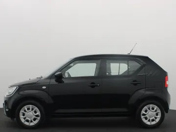 Car image 4
