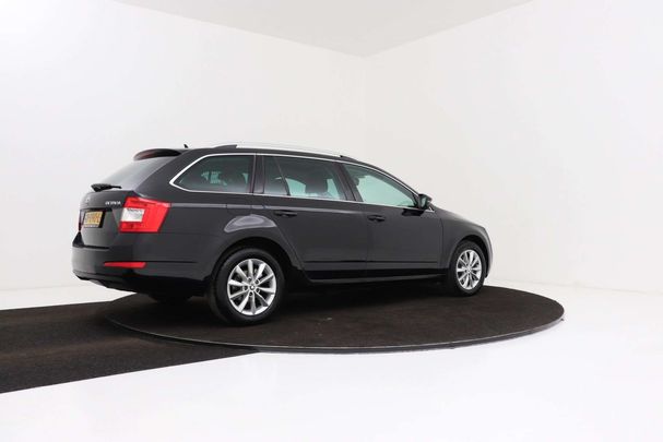 Skoda Octavia Combi 1.4 TSI Ambition 103 kW image number 38