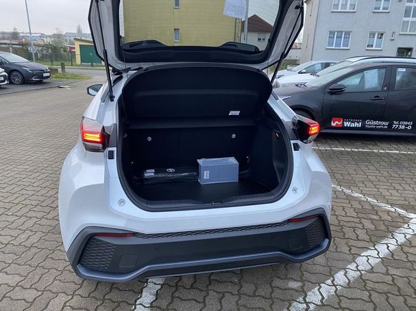 Toyota C-HR 1.8 Hybrid 103 kW image number 10