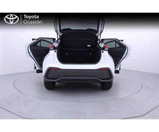 Toyota C-HR 103 kW image number 28