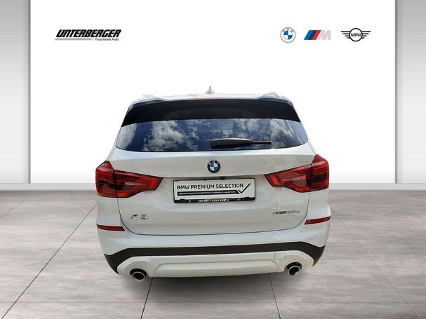 BMW X3 xDrive30e Advantage 215 kW image number 3