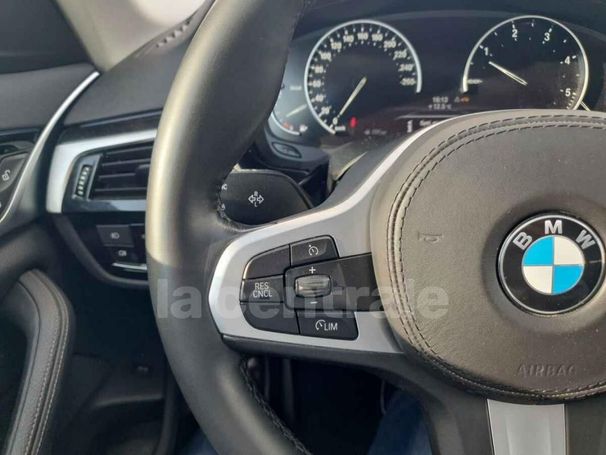 BMW 520d 140 kW image number 30