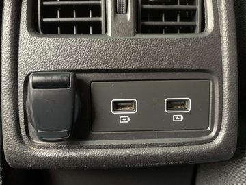 Car image 36