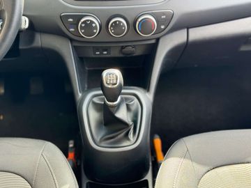 Car image 26