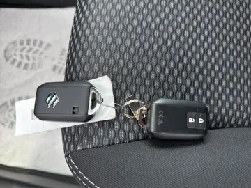 Car image 31