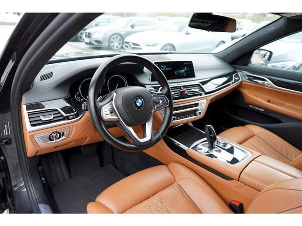 BMW 730d xDrive 195 kW image number 26