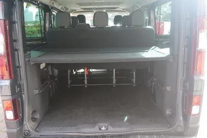 Car image 35