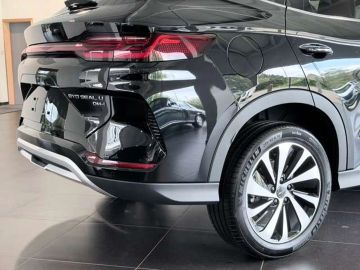 Car image 35