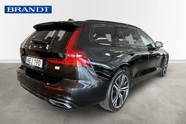 Volvo V60 T6 Recharge AWD 261 kW image number 3