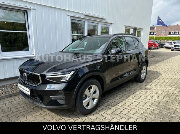 Volvo XC40 T2 Essential 95 kW image number 1