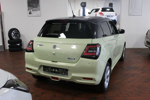 Suzuki Swift 1.2 Hybrid Comfort 61 kW image number 8