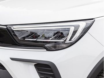 Car image 25