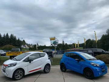Car image 22