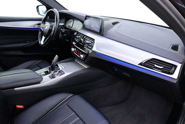 BMW 520i Touring 135 kW image number 20