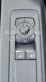 Car image 39
