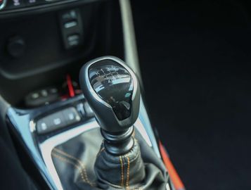 Car image 33