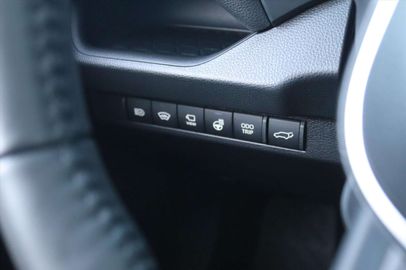 Car image 37