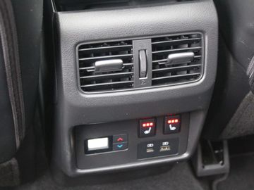 Car image 47