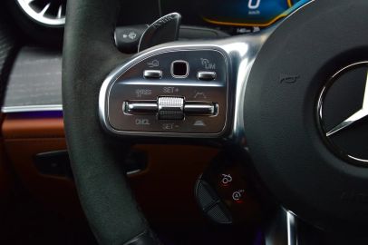 Car image 35