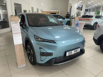 Car image 2
