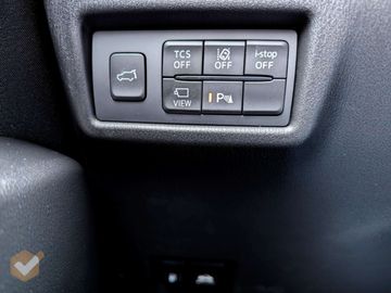 Car image 24