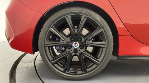 Car image 28