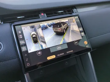 Car image 18