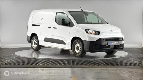 Car image 2