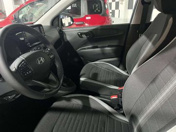 Car image 11