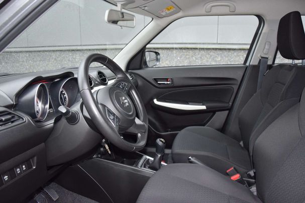 Suzuki Swift 1.2 Hybrid Comfort 61 kW image number 10