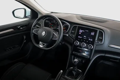 Car image 31