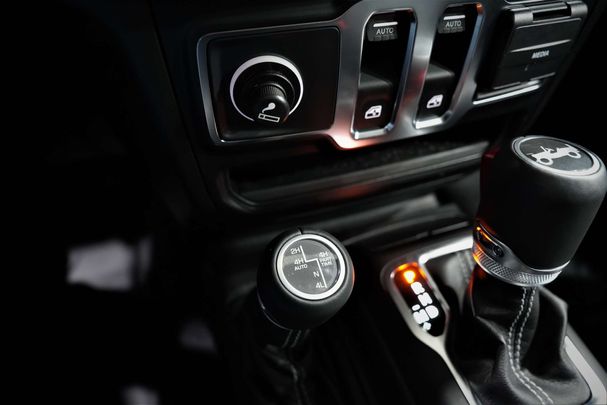 Jeep Wrangler 200 kW image number 24