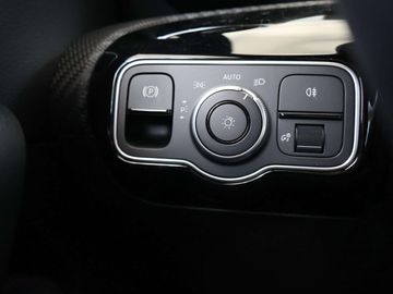 Car image 36